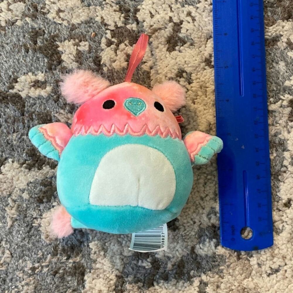 Squishmallow keychain bird gala the griffin